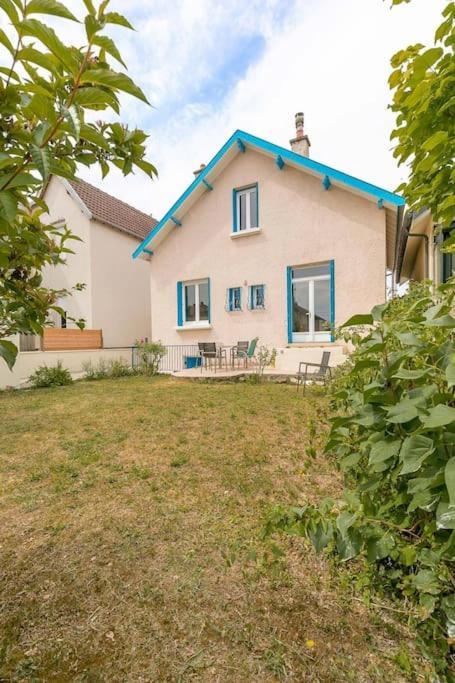 Вилла Le Montrachet Дижон Экстерьер фото